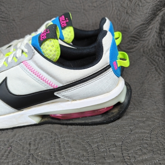 Nike Air Max Pre-Day White Platinum Volt Running Comfort Sneaker Men's Shoe 9.5 - Picture 5 of 10